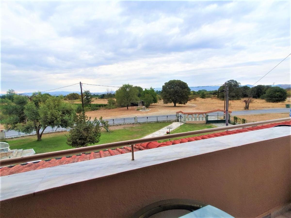 Alesta Apartment ตริกาลา ภายนอก รูปภาพ